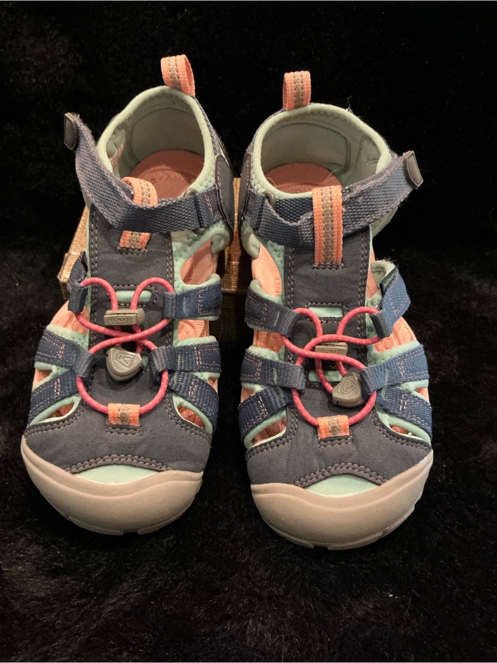 Keen Newport H2 Kids Blue Mint Pink Waterproof Closed-Toe Sandals Size 3